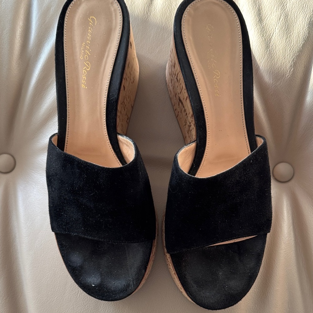 Gianvito Rossi Black Suede Wedges